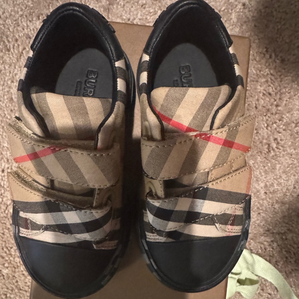 Burberry Kids Black and Tan Plaid Shoes ( good condition )